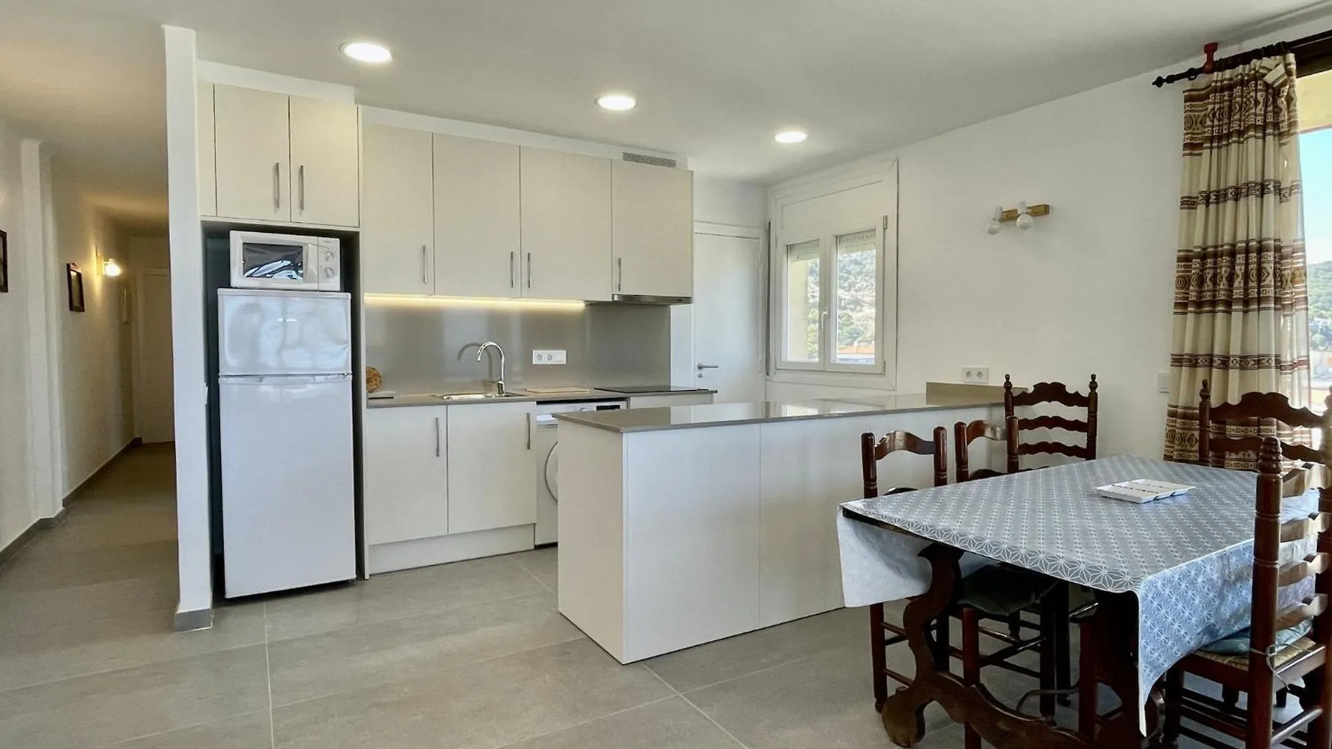 The Apartment In Estartit Has 2 Bedrooms L'Estartit