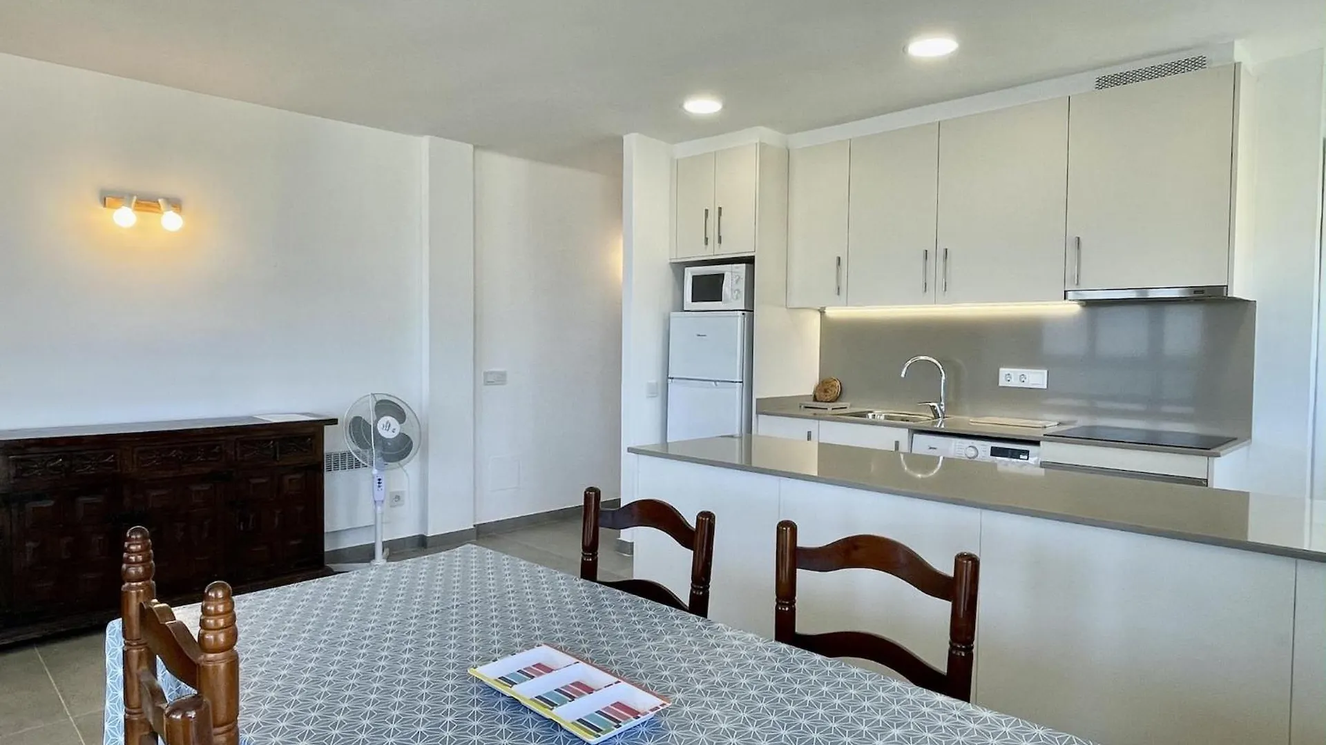 The Apartment In Estartit Has 2 Bedrooms L'Estartit Spain