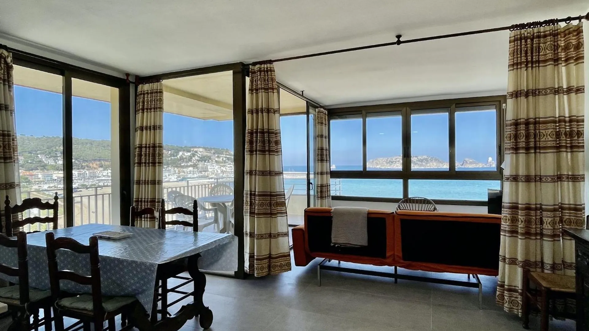 The Apartment In Estartit Has 2 Bedrooms L'Estartit