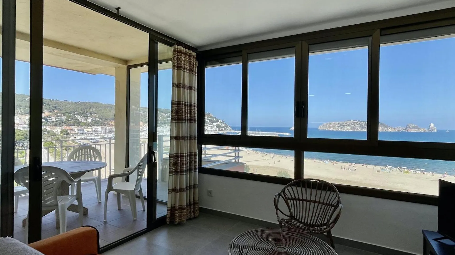 The Apartment In Estartit Has 2 Bedrooms L'Estartit