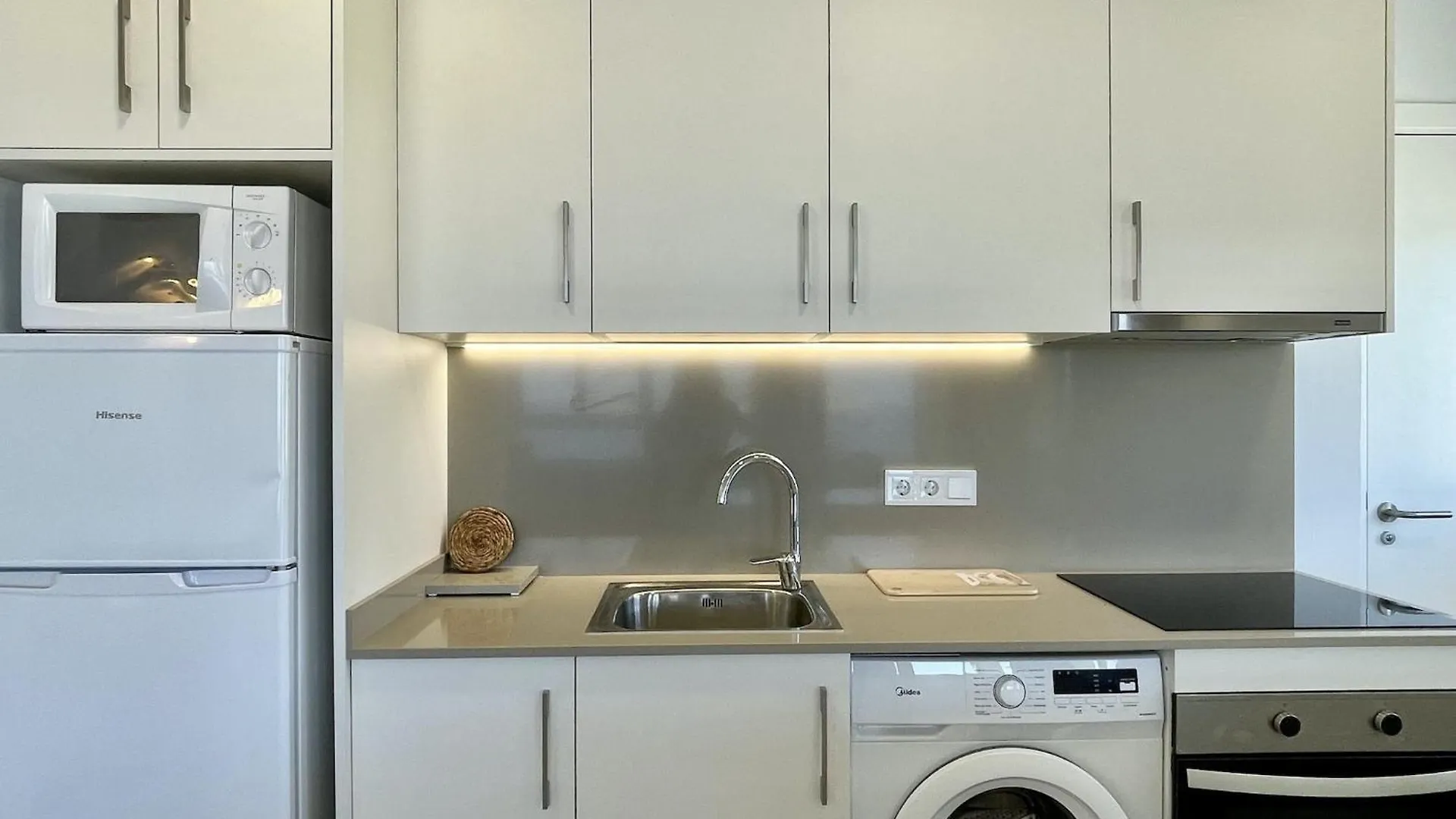 The Apartment In Estartit Has 2 Bedrooms L'Estartit