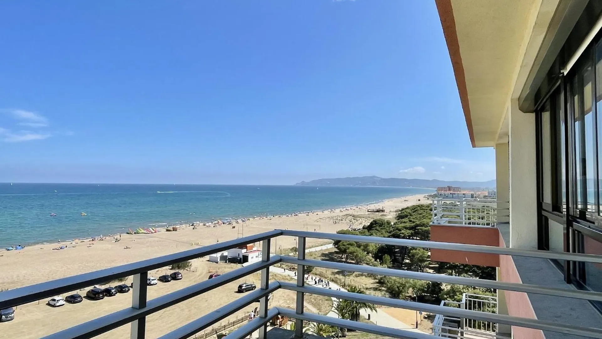 The Apartment In Estartit Has 2 Bedrooms L'Estartit