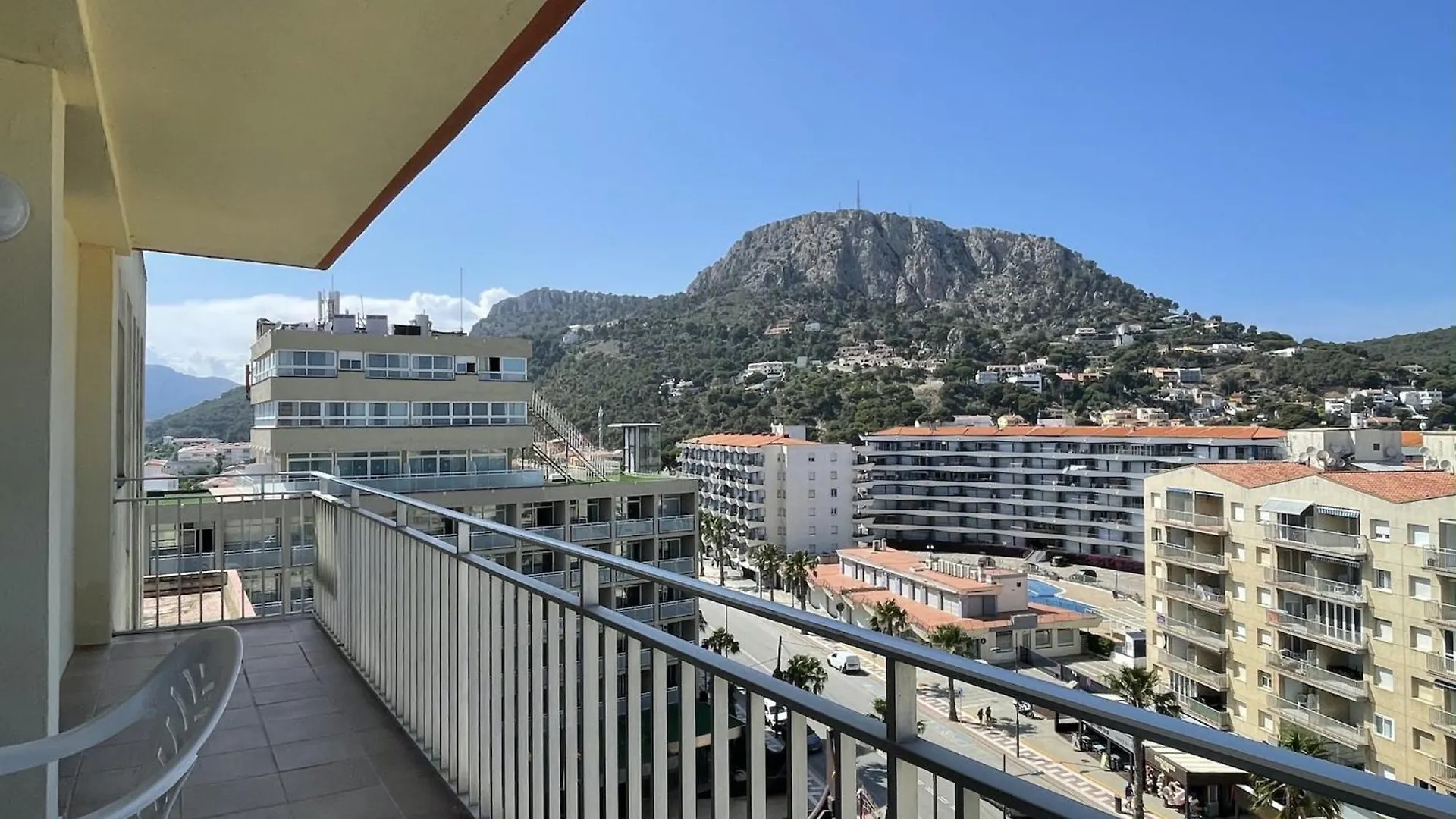 The Apartment In Estartit Has 2 Bedrooms L'Estartit 0*,